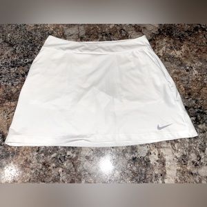 Women’s Nike golf skort